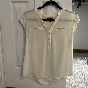 White top medium the limited